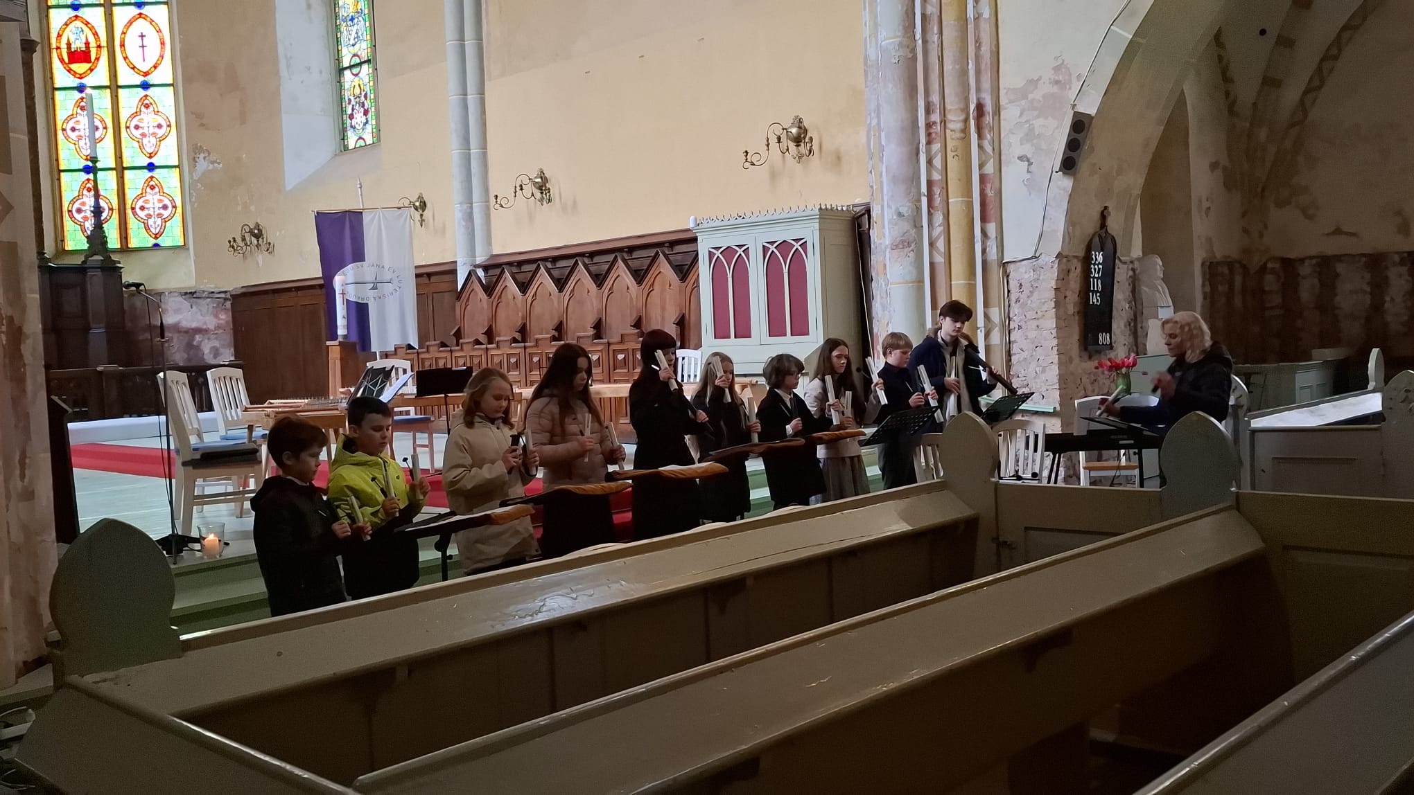 Zvanu ansamblis un kokļu ansamblis uzstājas Baznīcu naktī