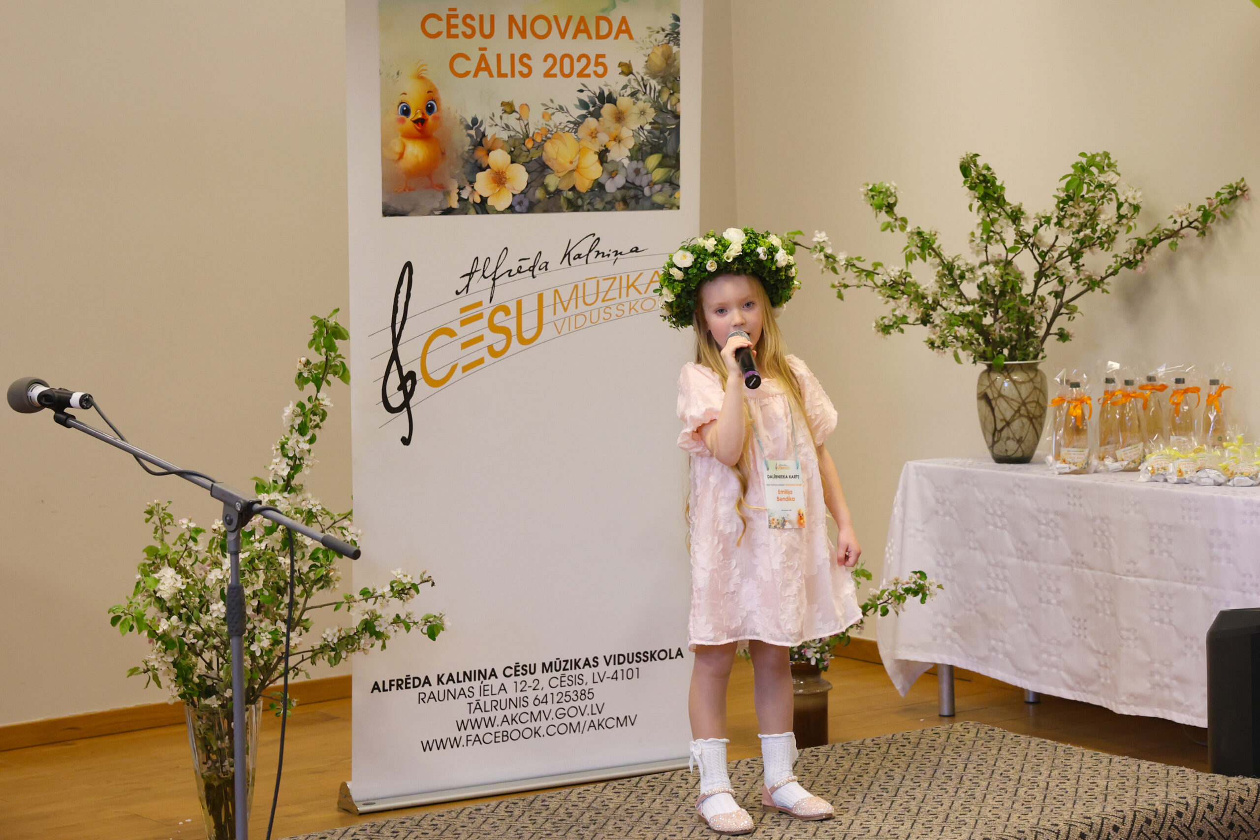 Mazo vokālistu konkurss “Cēsu novada Cālis 2025”