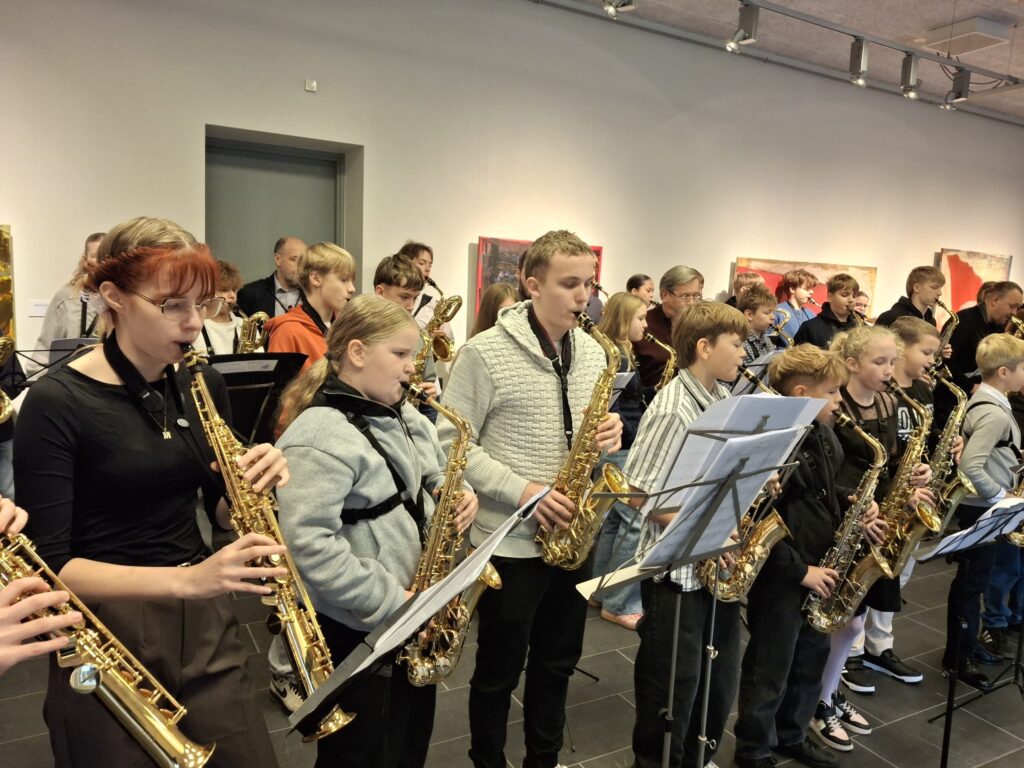 Saksofonistu performance "Aplis"