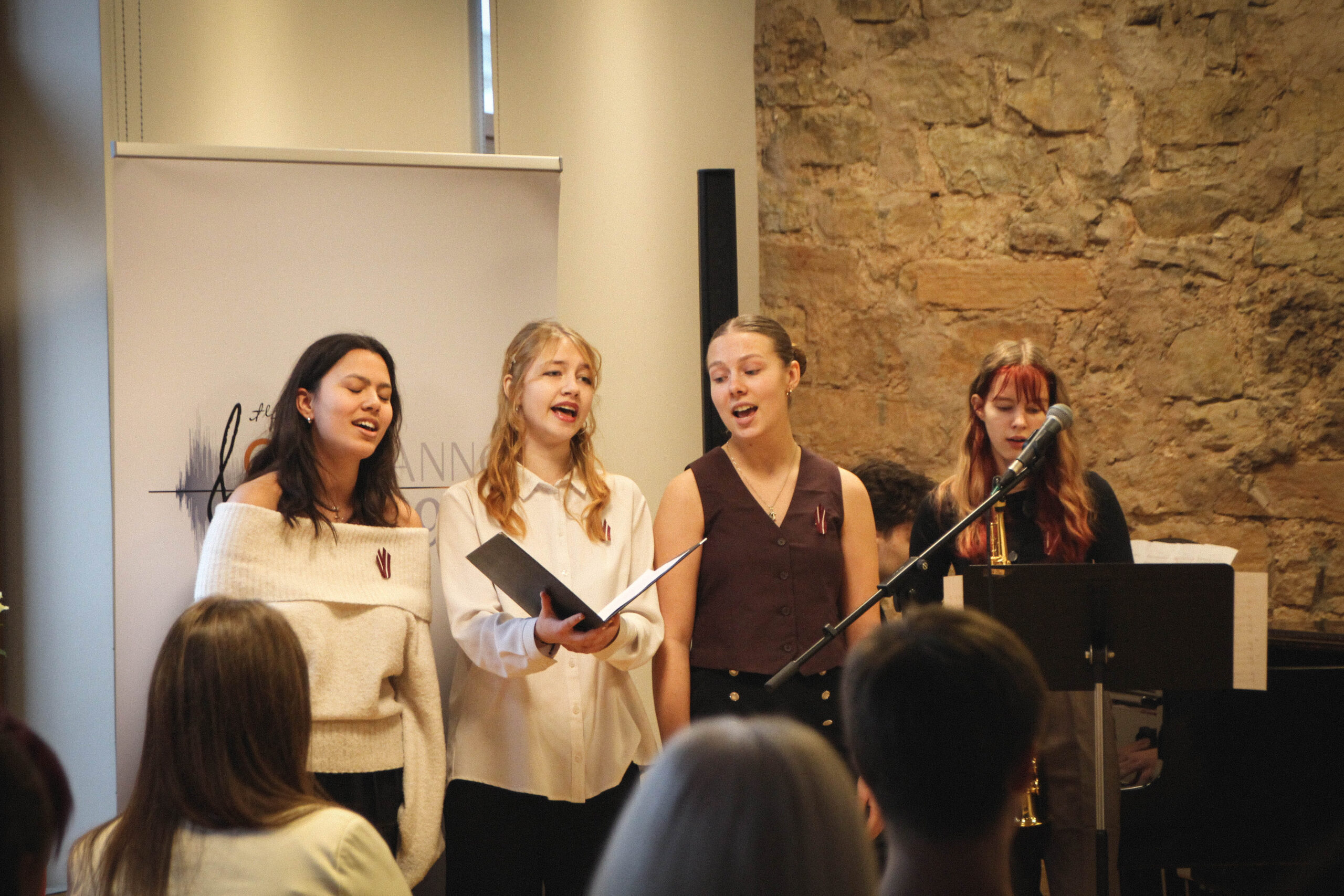 Valsts svētki AKCMV