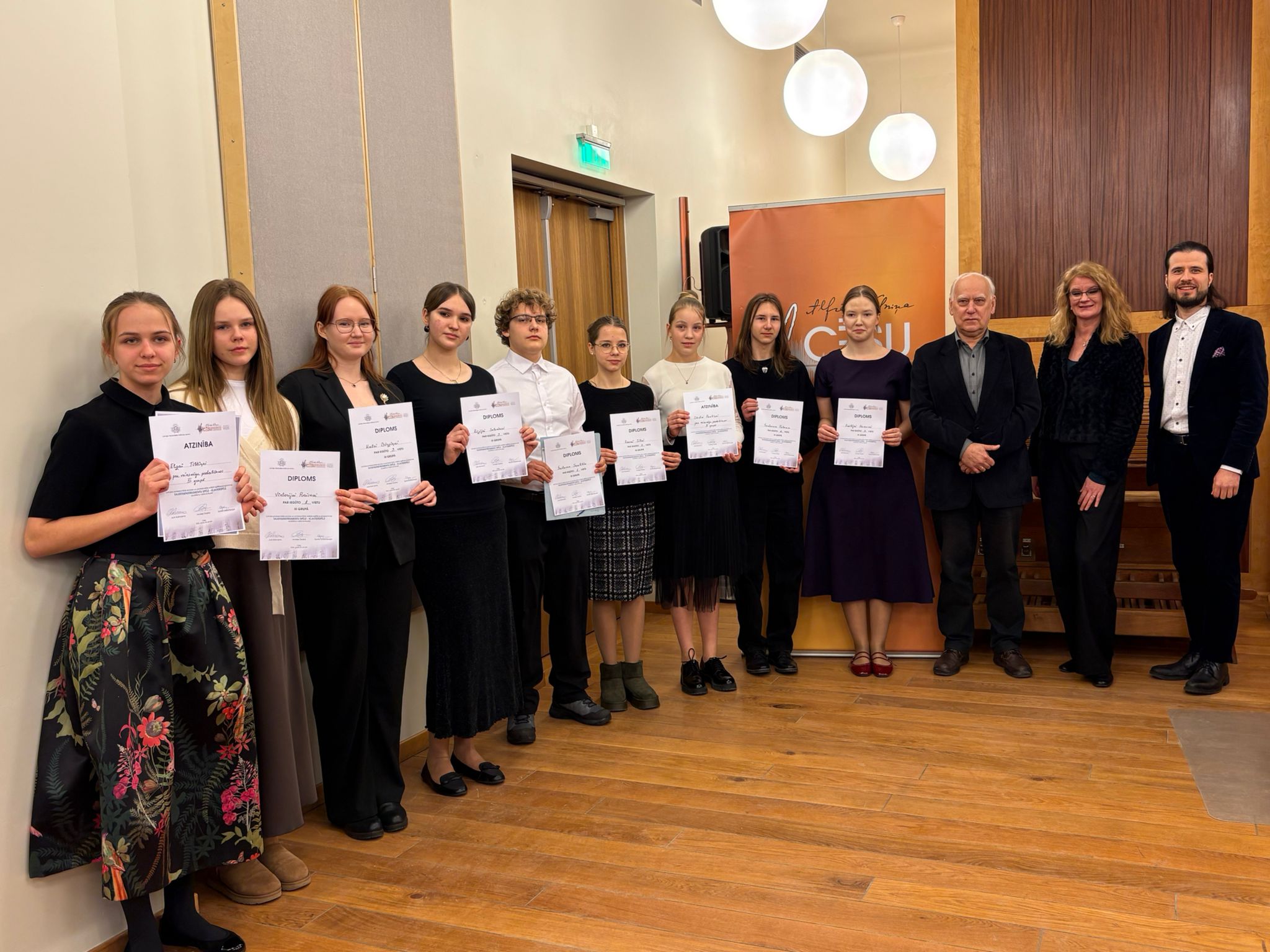 Valsts konkurss klavierspēlē