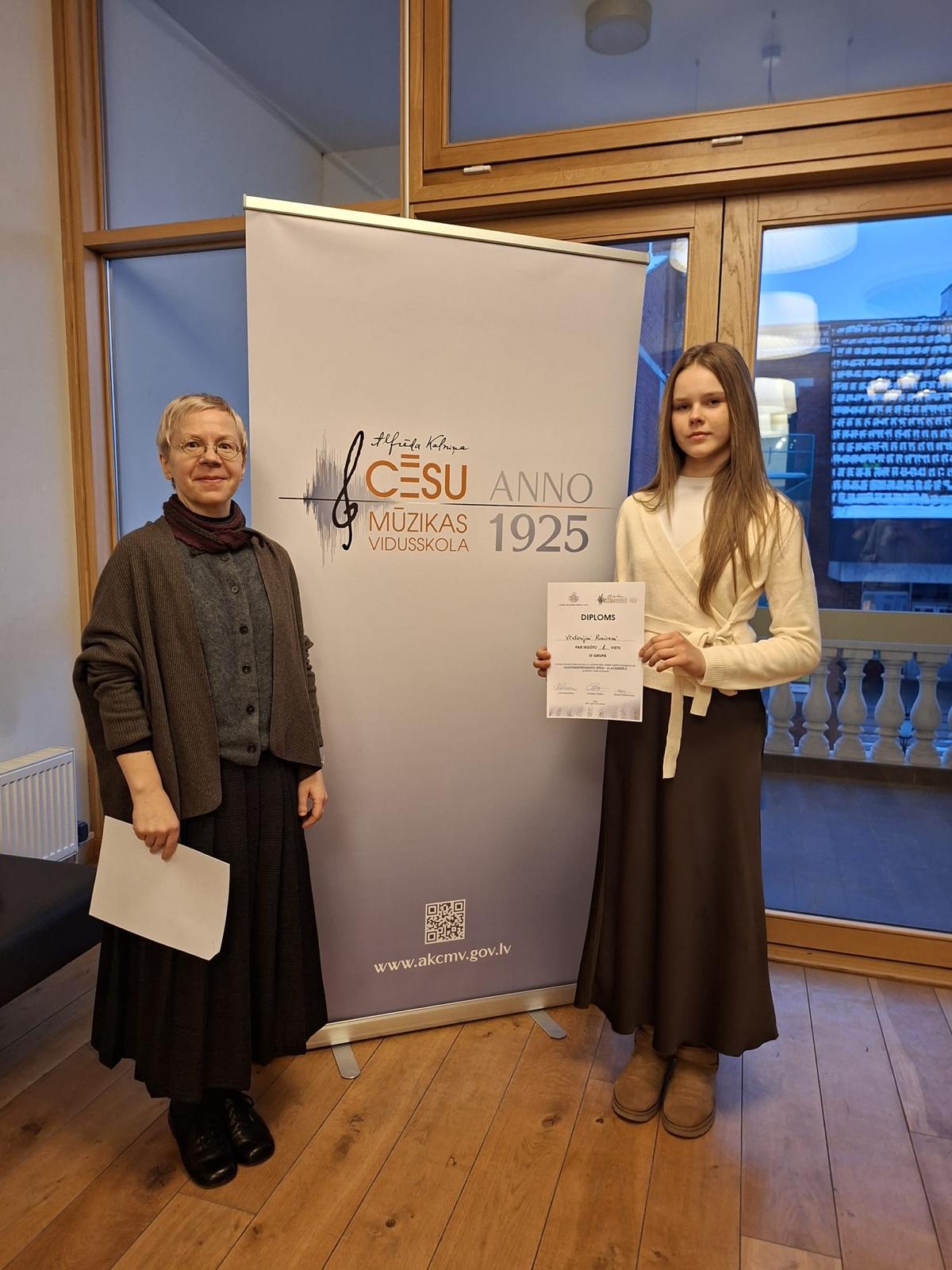 Valsts konkurss klavierspēlē