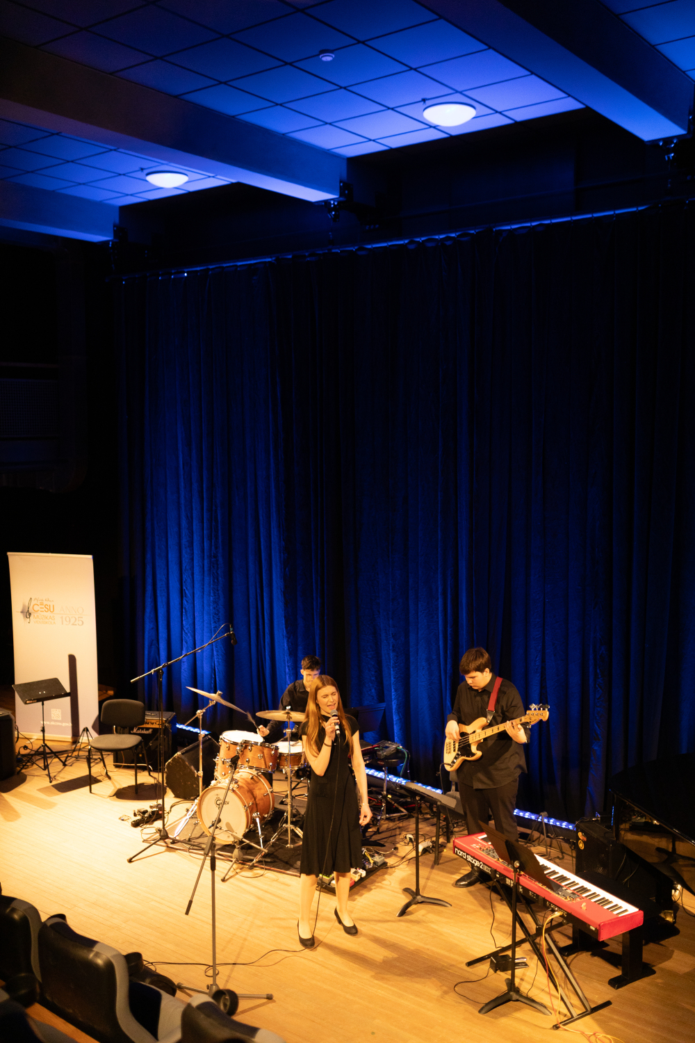 Starptautiskais populārās un džeza mūzikas dziedātāju konkurss“Dziesmu putenis”