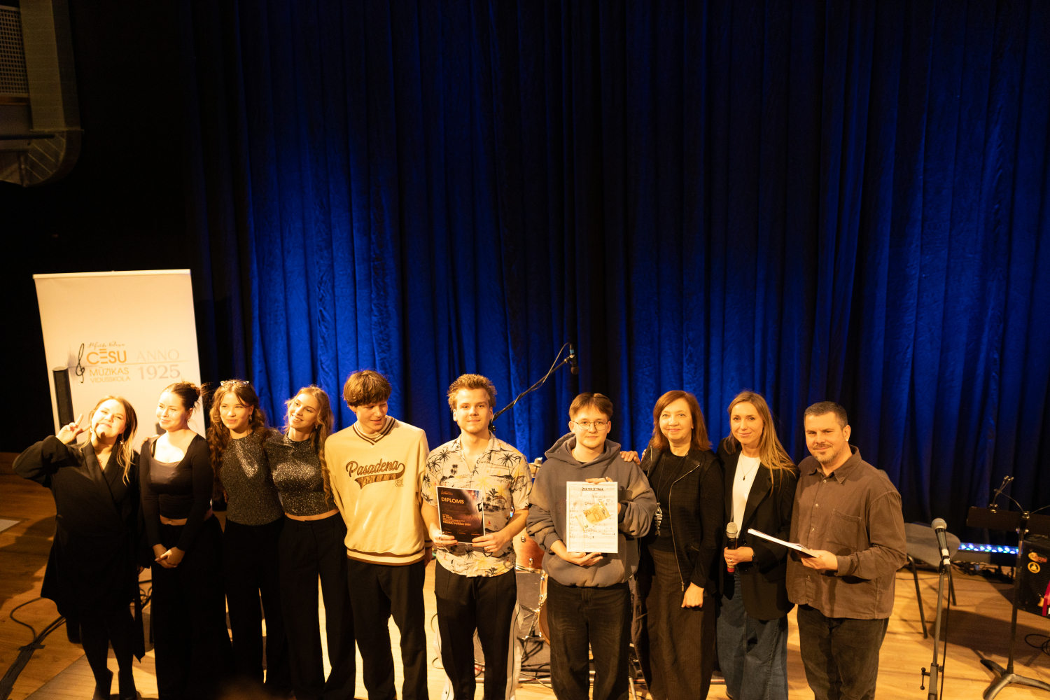 Starptautiskais populārās un džeza mūzikas dziedātāju konkurss“Dziesmu putenis”