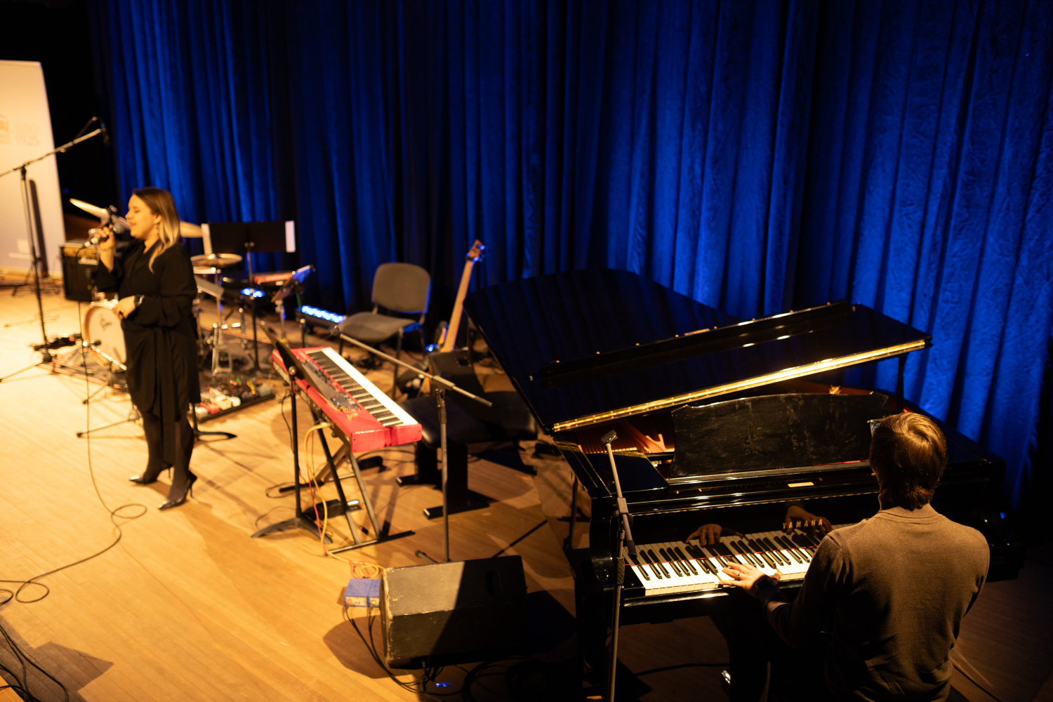 Starptautiskais populārās un džeza mūzikas dziedātāju konkurss“Dziesmu putenis”