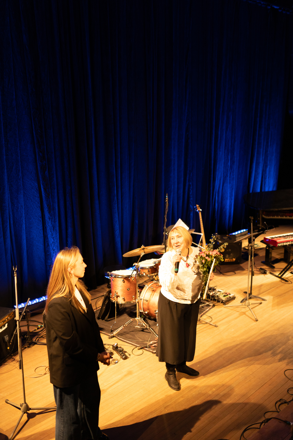 Starptautiskais populārās un džeza mūzikas dziedātāju konkurss“Dziesmu putenis”