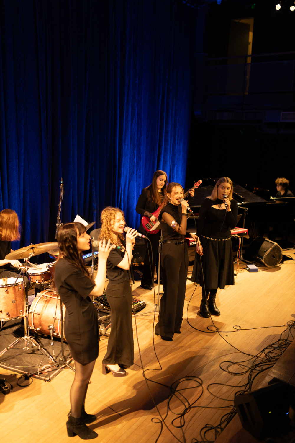 Starptautiskais populārās un džeza mūzikas dziedātāju konkurss“Dziesmu putenis”