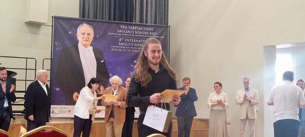 AKCMV audzēknim lieliski panākumi starptautiskā konkursā