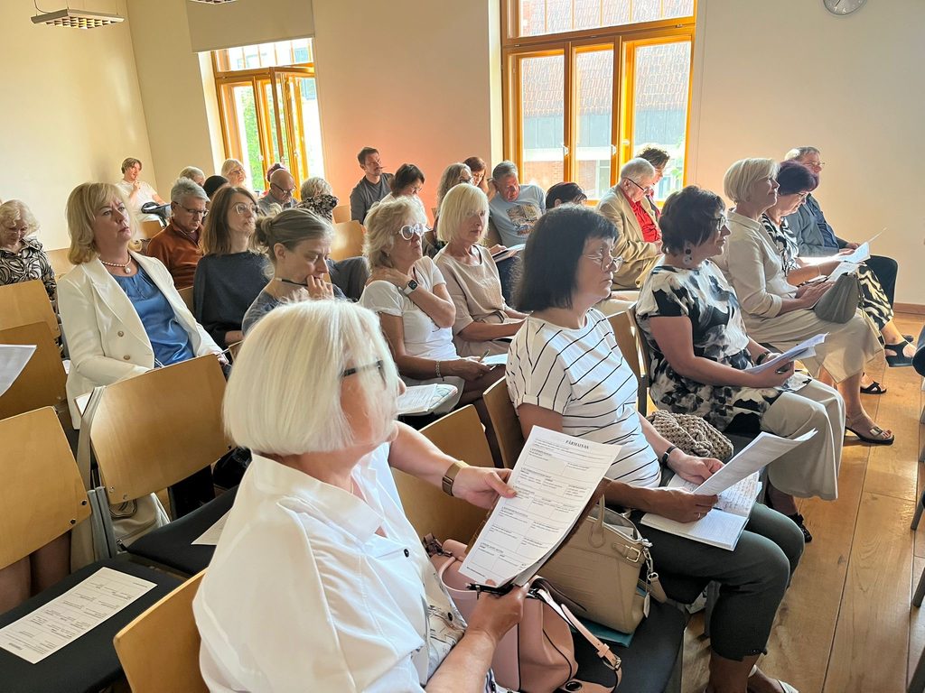 Pedagogu profesionālā pilnveide