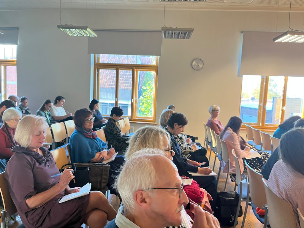 AKCMV norisinājās pedagogu profesionālās kompetences pilnveides programma
